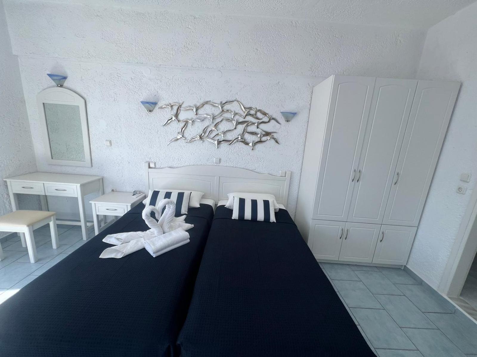 Marinas Studios Livadia  Quarto foto